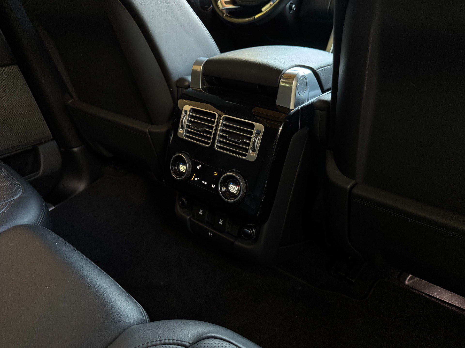 Used 2021 Land Rover Range Rover Westminster Edition AWD/4WD image 38