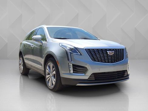 Certified 2024 Cadillac XT5 Premium Luxury w/ LPO, Floor Liner Package AWD/4WD image 6