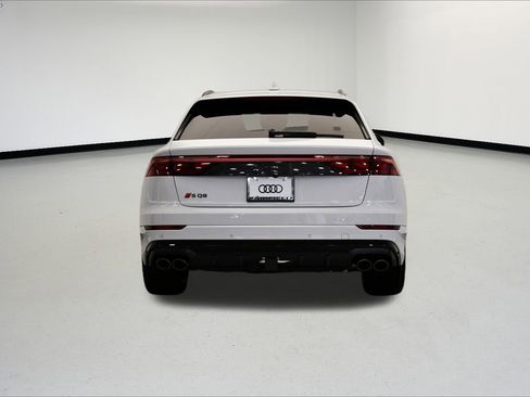 New 2026 Audi SQ8 Prestige image 4