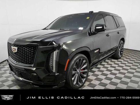 Certified 2025 Cadillac Escalade V AWD/4WD image 29