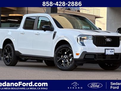 New 2025 Ford Maverick Lariat w/ Black Appearance Package