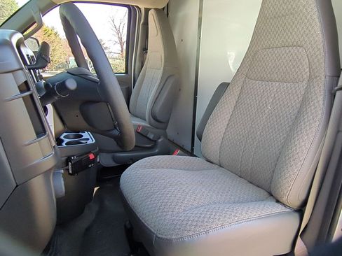 New 2025 GMC Savana 3500 w/ Power Convenience Package image 12