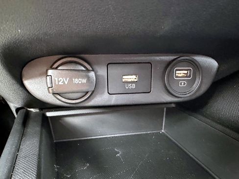 Used 2023 Hyundai Elantra SEL w/ Cargo Package FWD image 25