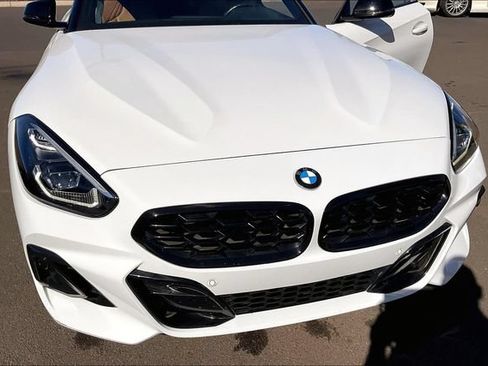 Used 2023 BMW Z4 M40i w/ Premium Package RWD image 29