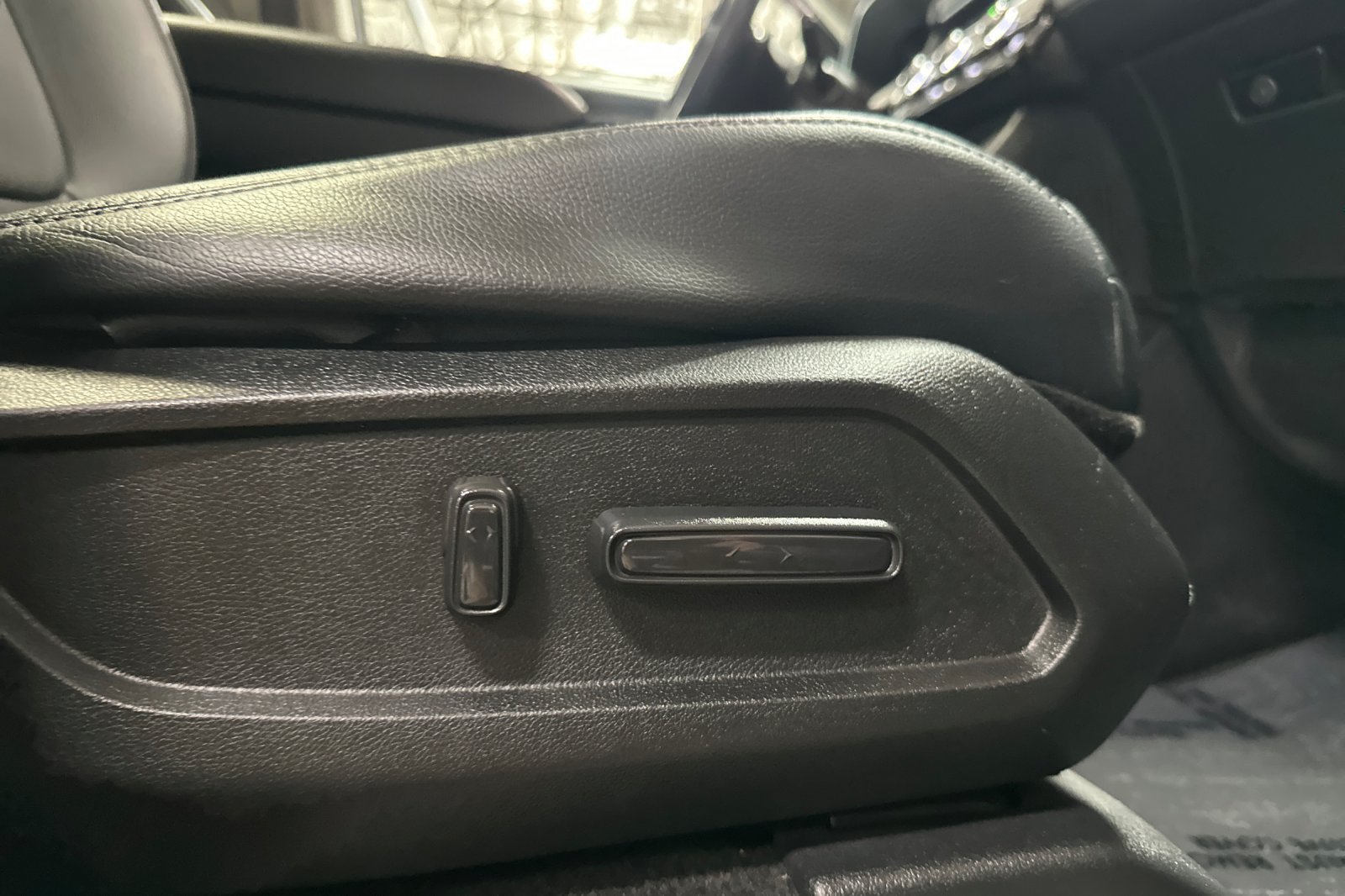 Used 2023 Honda Pilot Touring image 24