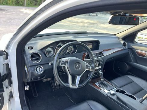 Used 2014 Mercedes-Benz C 300 4MATIC Sedan image 10