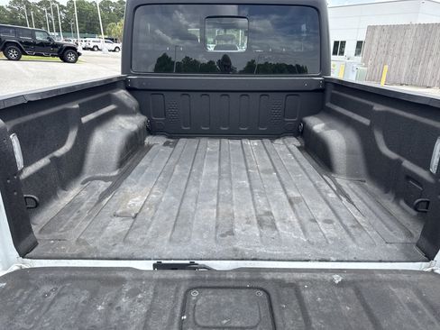 Used 2023 Jeep Gladiator Sport w/ Trailer Tow Package AWD/4WD image 30