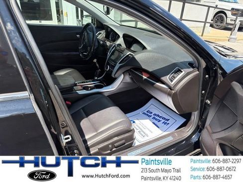Used 2017 Acura TLX FWD image 17