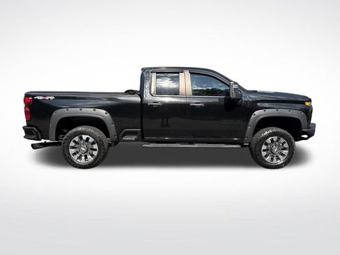 Used 2022 Chevrolet Silverado 2500 Custom w/ LPO, Dark Essentials Package AWD/4WD image 4
