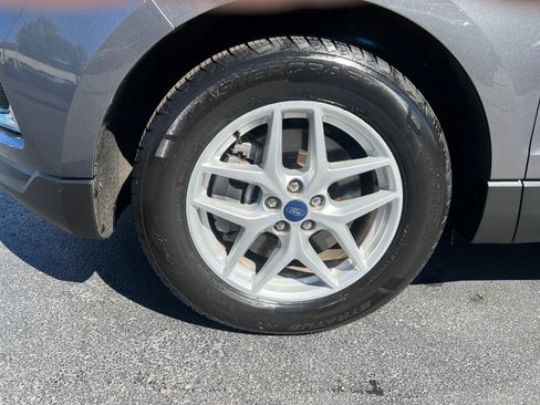 Used 2022 Ford Edge SEL image 11