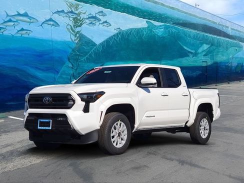 New 2026 Toyota Tacoma SR5 RWD image 3