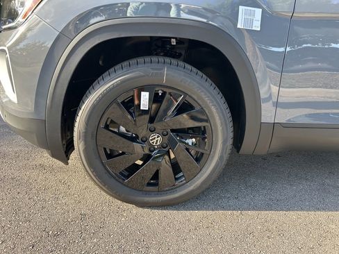 New 2026 Volkswagen Atlas SE FWD image 54