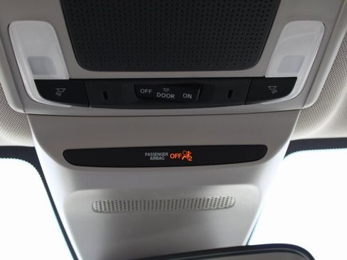 New 2026 Honda HR-V LX image 41