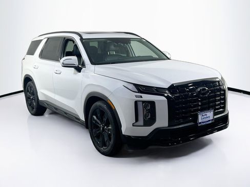 Used 2023 Hyundai Palisade XRT image 3