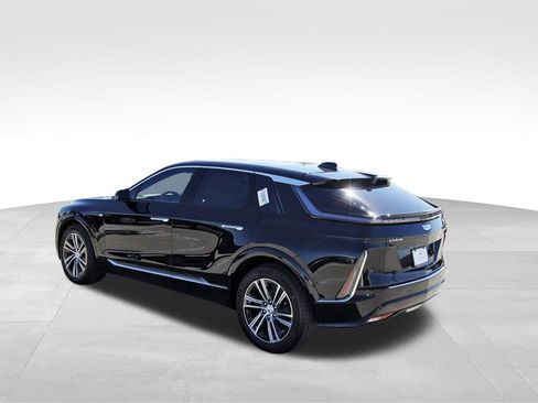 New 2026 Cadillac Lyriq Luxury image 3
