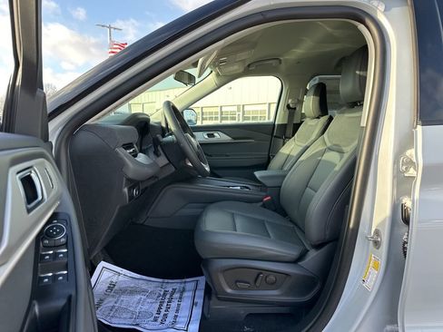 New 2026 Ford Explorer Active w/ Active Comfort Package image 7