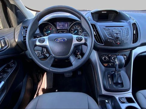 Used 2015 Ford Escape SE FWD image 6