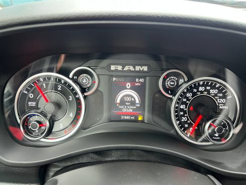 Used 2020 RAM 3500 Big Horn w/ Level 1 Equipment Group AWD/4WD image 33