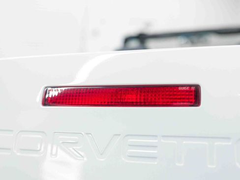 Used 1996 Chevrolet Corvette Convertible RWD image 29