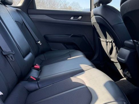 Used 2023 Kia K5 GT-Line image 10