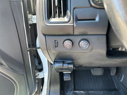 Used 2022 GMC Canyon Denali AWD/4WD image 24
