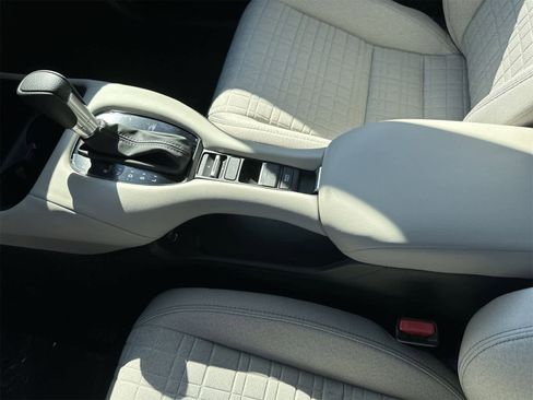 New 2026 Honda HR-V LX image 19