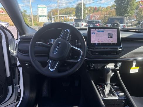 New 2026 Jeep Compass Limited w/ Sun, Sound & Navigation Group image 13