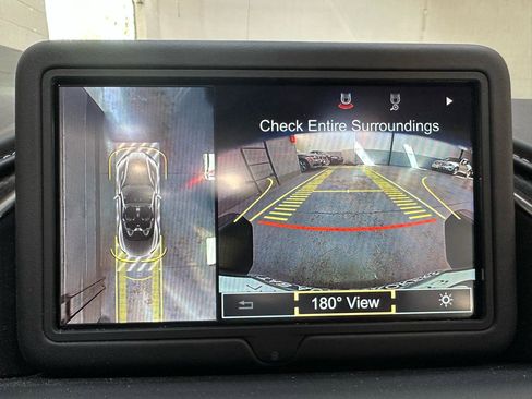 Used 2022 Aston Martin DB11 Volante image 21