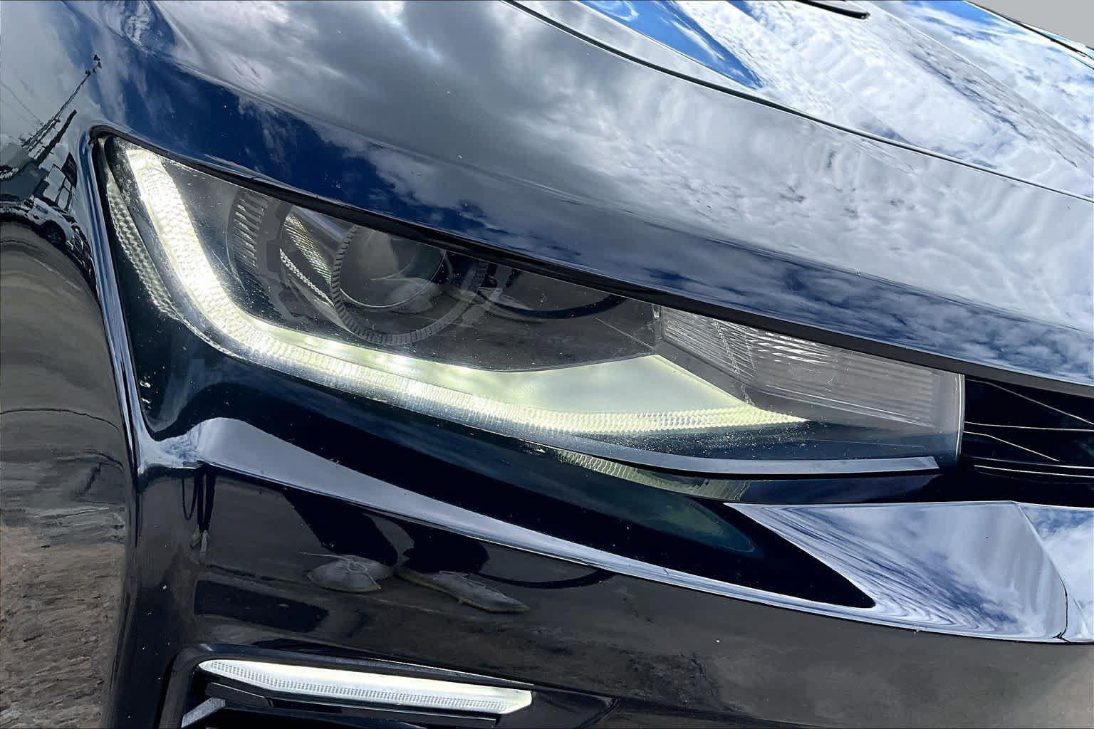Used 2018 Chevrolet Camaro SS RWD image 27