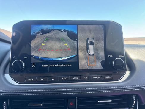 Certified 2022 Nissan Rogue SL w/ SL Premium Package image 46