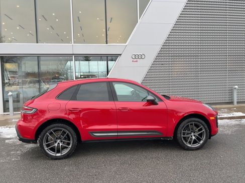 Used 2025 Porsche Macan Turbo image 20