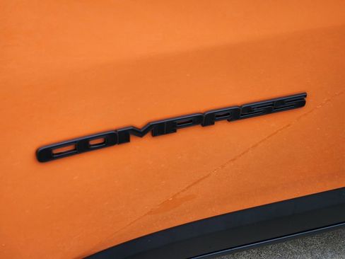 New 2026 Jeep Compass Latitude image 8