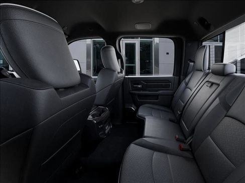 New 2026 RAM 2500 Laramie AWD/4WD image 23