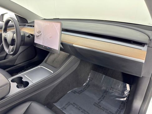 Used 2023 Tesla Model 3 Standard Range image 15