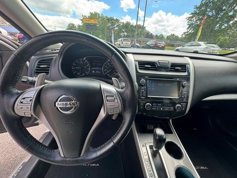 Used 2014 Nissan Altima 3.5 SL w/ Technology Package FWD image 17