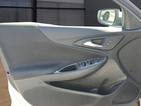 Used 2024 Chevrolet Malibu LT image 23