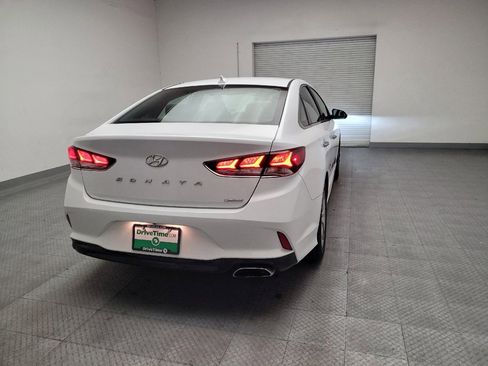 Used 2018 Hyundai Sonata Limited image 7