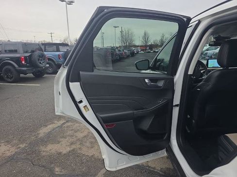 Certified 2022 Ford Escape Titanium w/ Titanium Elite Package image 25