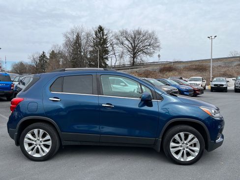 Used 2019 Chevrolet Trax Premier w/ LPO, Protection Package image 4