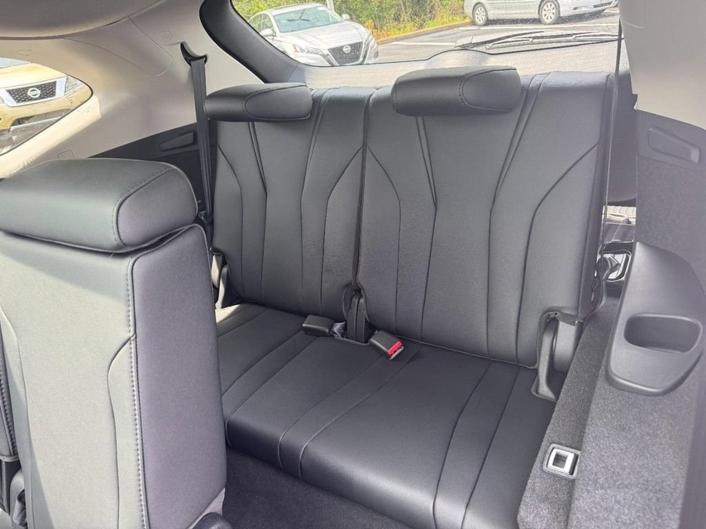 Certified 2026 Acura MDX SH-AWD image 12