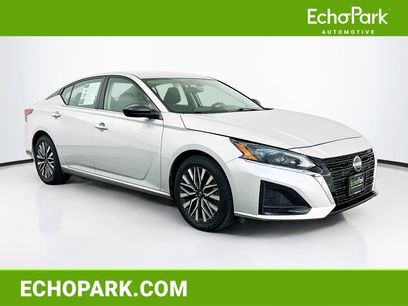 Used 2024 Nissan Altima 2.5 SV