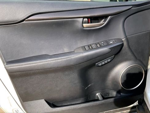 Used 2017 Lexus NX 200t FWD image 18