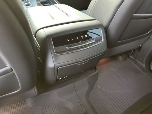 Certified 2024 Cadillac Escalade Sport Platinum w/ LPO, ONYX Package AWD/4WD image 23