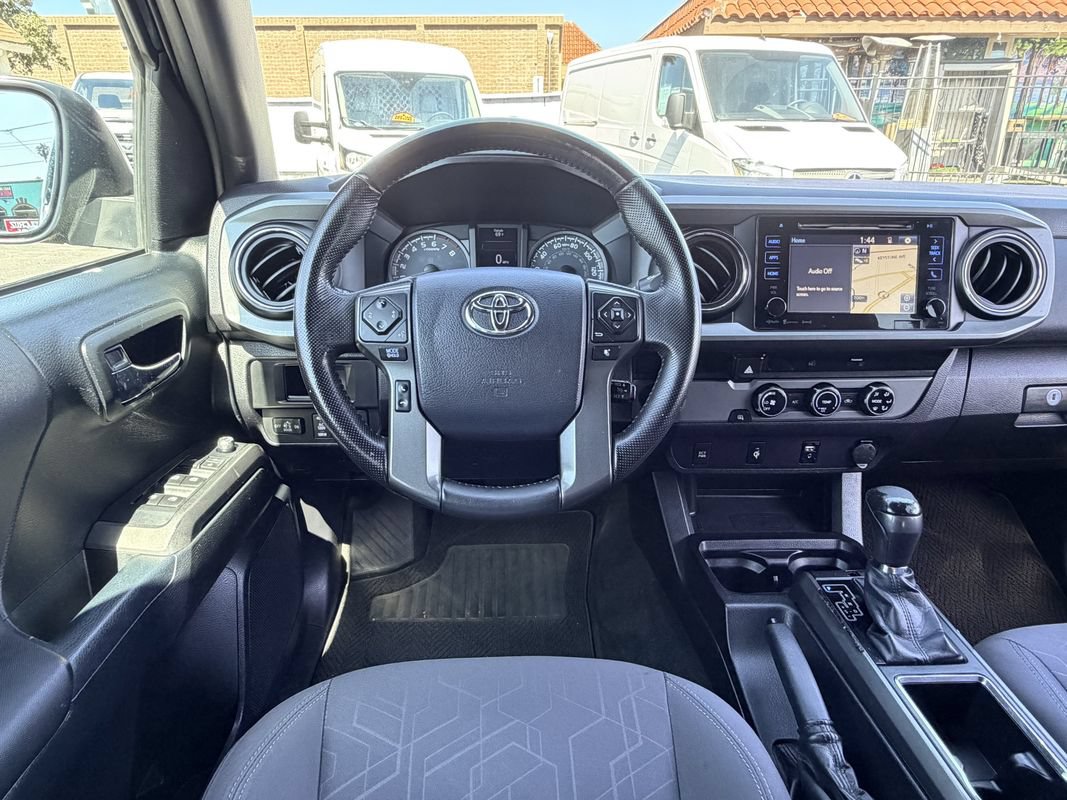 Used 2016 Toyota Tacoma TRD Off-Road w/ Towing Package RWD image 24