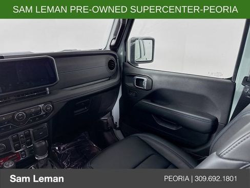 Used 2024 Jeep Wrangler Unlimited Rubicon 4xe image 23