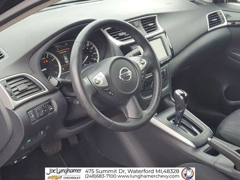 Used 2019 Nissan Sentra SV image 11