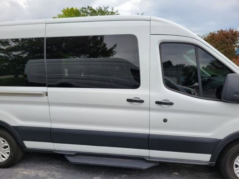 Used 2018 Ford Transit 350 XLT image 13