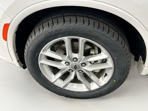 Used 2024 Dodge Durango GT image 11