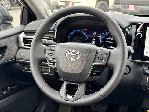 New 2026 Toyota Camry XLE FWD image 24