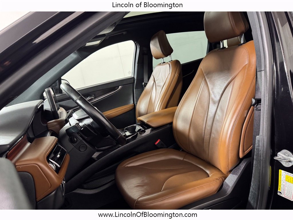 Used 2023 Lincoln Nautilus Reserve w/ Monochromatic Package AWD/4WD image 18